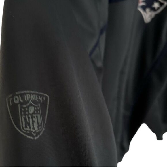 NFL New England Patriots Boys Gray Zip Front Logo Jacket. Youth Large. 14. 16. - Picture 3 of 9
